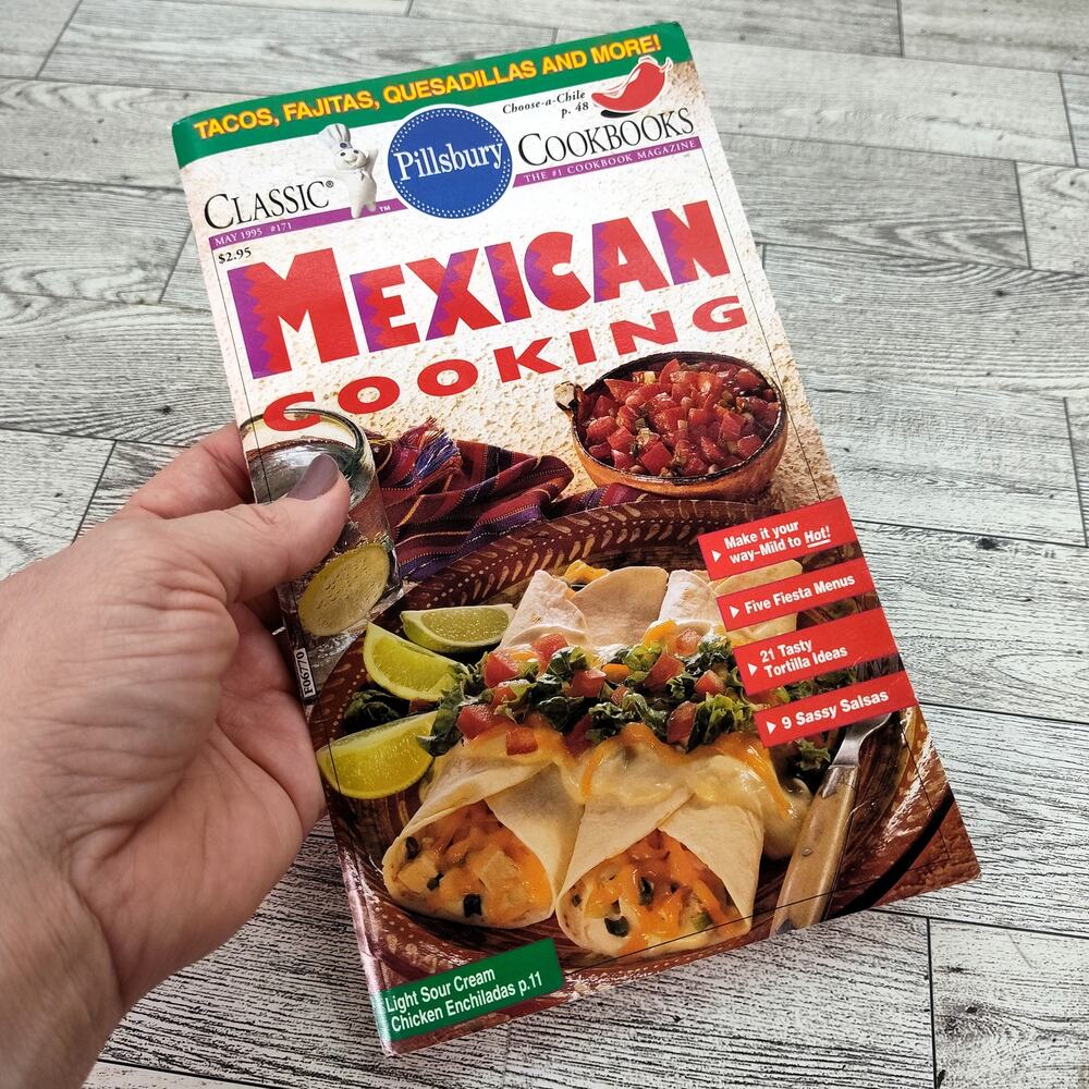 Mexican Cooking Pillsbury Classic‎ Cookbook Booklet 1995 Vintage Tacos Fajitas